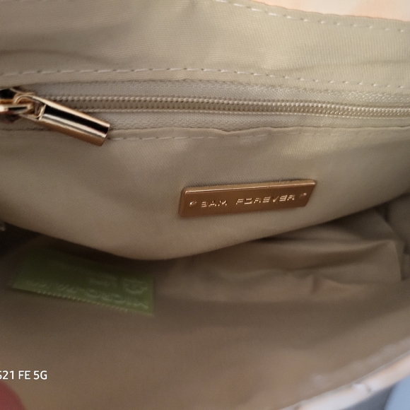 3 a.m. Forever Quilted Crossbody Shoulder Bag - Picture 8 of 11